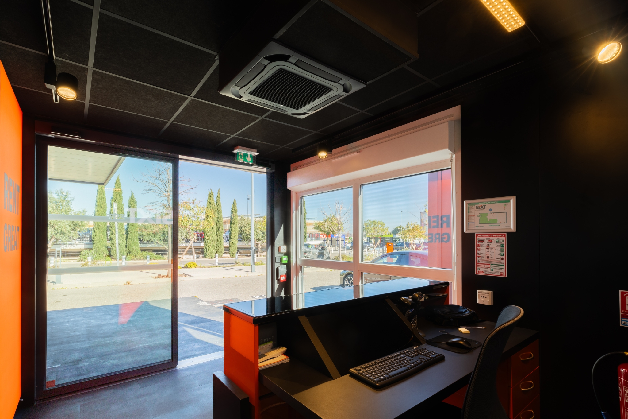 Reportage images Patriarca Sixt et local restitution véhicules 3